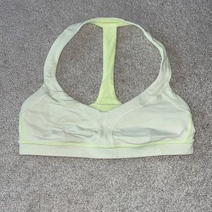 Lululemon green halter sports bra sz 4